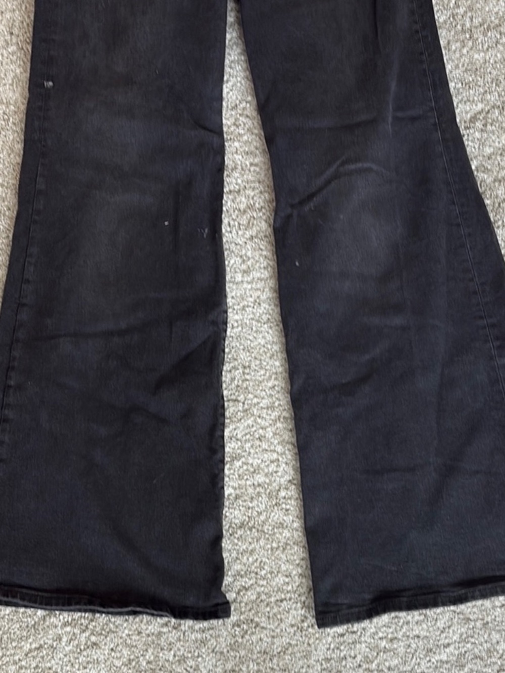 Levi Rib Cage Bell Bottom Jeans - Picture 3 of 3